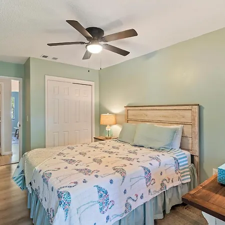 #51 Superior Condo Ideal Location Pool 3Bdr/2 Park